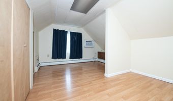 12 Jase Ct, Albany, NY 12208