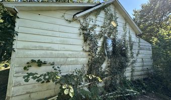 604 S Brookside Ave, Ash Grove, MO 65604