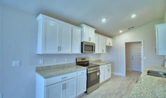 5427 WATERSIDE Dr, Auburndale, FL 33823