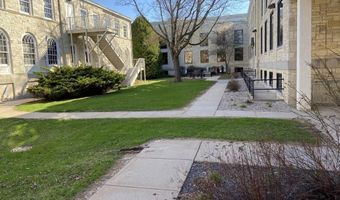 1111 E SOUTH RIVER St, Appleton, WI 54915