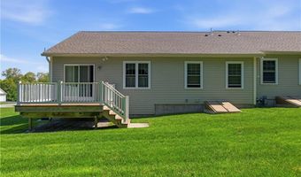 72 Country Meadow Ln, Glocester, RI 02814
