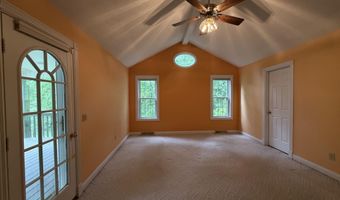 206 Meadow Ridge Dr, Bardstown, KY 40004