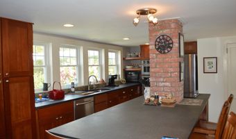 234 County Rd, Becket, MA 01223