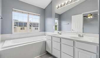 43686 PHELPS Ter, Ashburn, VA 20147