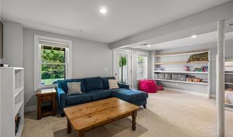1232 Lot 194-3 Pilot Hill Rd, Block Island, RI 02807