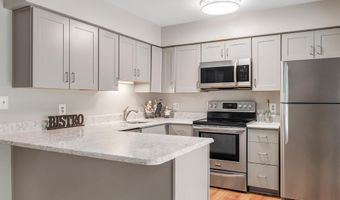 911 BREAKWATER Dr, Annapolis, MD 21403
