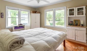 75 Cisco Rd, Asheville, NC 28805