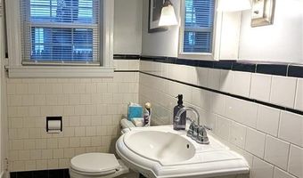 125 Roger Williams, East Providence, RI 02916