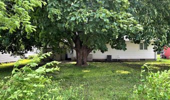 214 S Heckart St, Algona, IA 50511