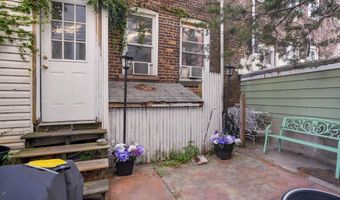 135 W 15TH St, Bayonne, NJ 07002