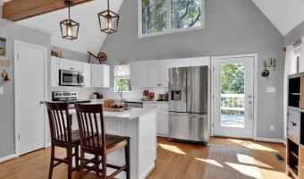 100 CAPE COD Cir, Alabaster, AL 35007