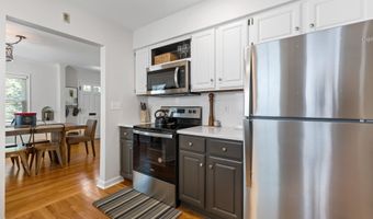 818 Chelsea Ave, Columbus, OH 43209