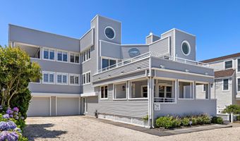 10 11TH St, Beach Haven, NJ 08008