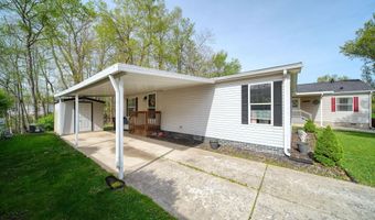 953 Savannah River Dr, Adrian, MI 49221