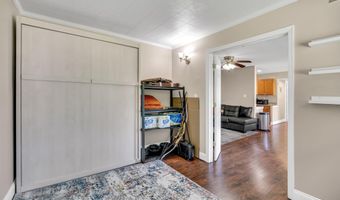 4943 AMERICANA Dr D-102, Annandale, VA 22003