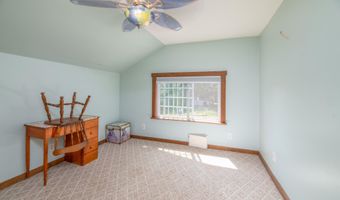 240 Middle Rd, Augusta, ME 04330