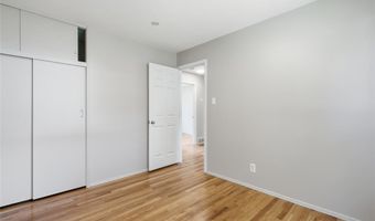 8233 Marvale Ln, Affton, MO 63123