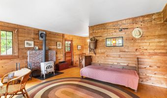 1048 Cottage Rd, Averill, VT 05903