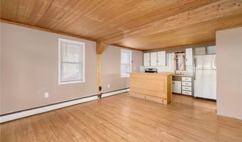 17 Padelford Ave, East Providence, RI 02915