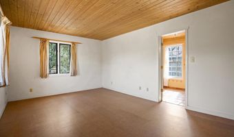 92 Sandia Cyn, Arroyo Hondo, NM 87513