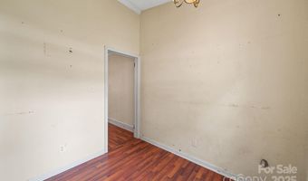 196 Spruce St, Badin, NC 28009