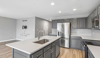 4704 NE Hayes Dr, Ankeny, IA 50021