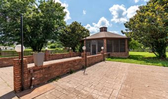 801 Lynnview Dr, Albany, KY 42602