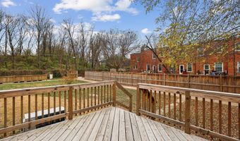 2600 16TH St S 696, Arlington, VA 22204