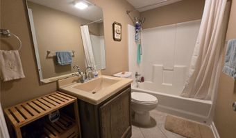 55135 5TH St, Astor, FL 32102