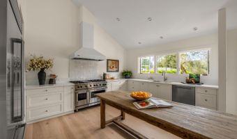 340 White Cottage Rd S, Angwin, CA 94508