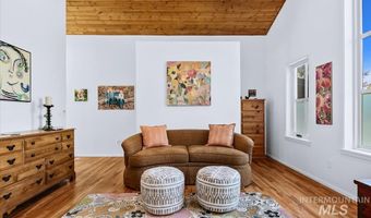 2921 N Arran Ct, Boise, ID 83702