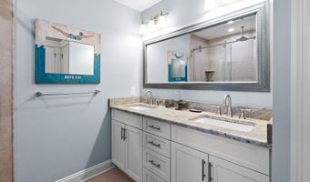 225 4th St, Beach Haven, NJ 08008