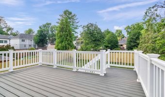 5617 23RD St N, Arlington, VA 22205