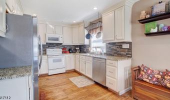 405 Cherry Ridge Rd, Alloway, NJ 07422