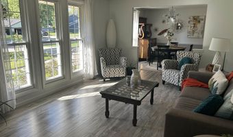 1105 Redding Ln, Angola, IN 46703