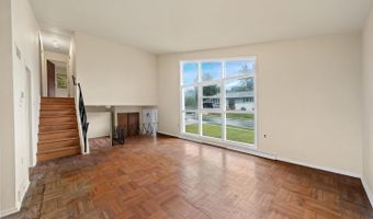 102 OLYMPIA Dr, Claymont, DE 19703