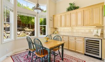 5569 Pepperwood Rd, Santa Rosa, CA 95409