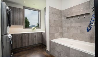 240 Horsetail Rd, Bozeman, MT 59715