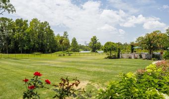 173 Circlestone Dr, Adel, GA 31620