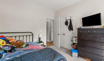 724 Sherwood Rd, Asheboro, NC 27205