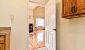 12 Braeburn Ln 12, Ashland, MA 01721