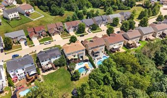 1388 Red Oak Plantation Dr, Ballwin, MO 63021