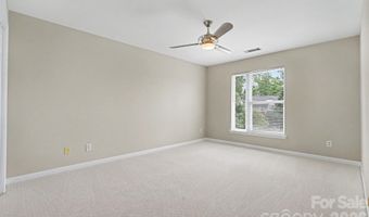 3955 Picasso Ct 15, Charlotte, NC 28205