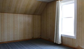 606 Rockingham St, Berlin, NH 03570