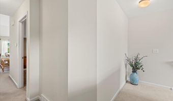 37 Governor Cir, Albany, NY 12208