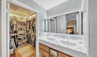 6062 Bania Wood Cir, Atlantis, FL 33462
