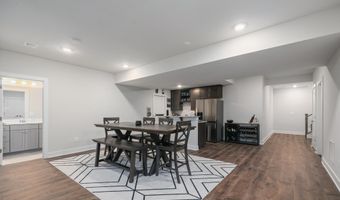 6403 HILLVIEW Ave, Alexandria, VA 22310