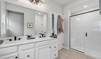 333 Crest Ln, Adams Twp., PA 16046