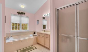 12 Brittany Dr, Bayville, NJ 08721