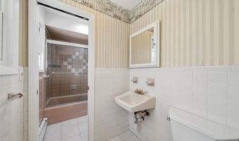 356 Allendale Ave, Allendale, NJ 07401